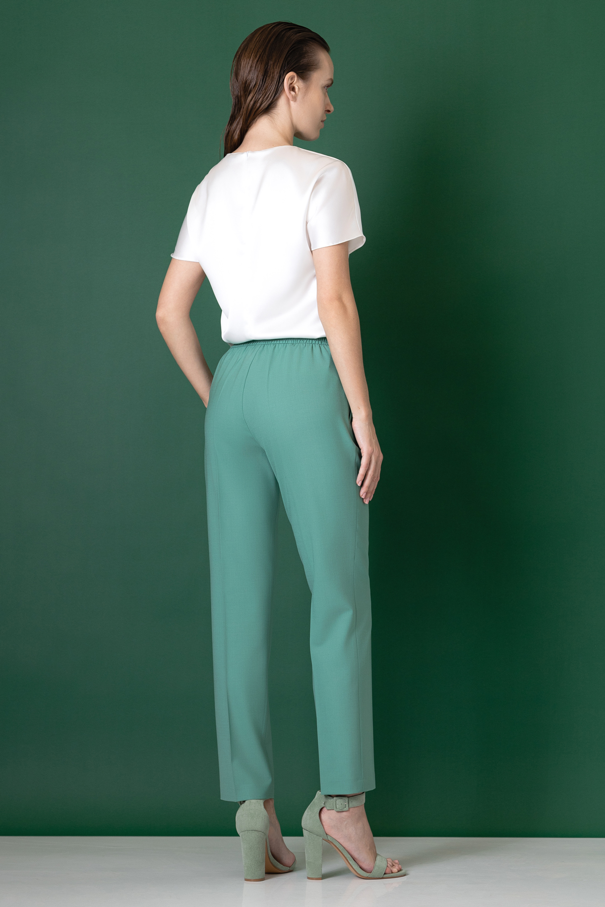 Блузка , пол женский, цвет белый