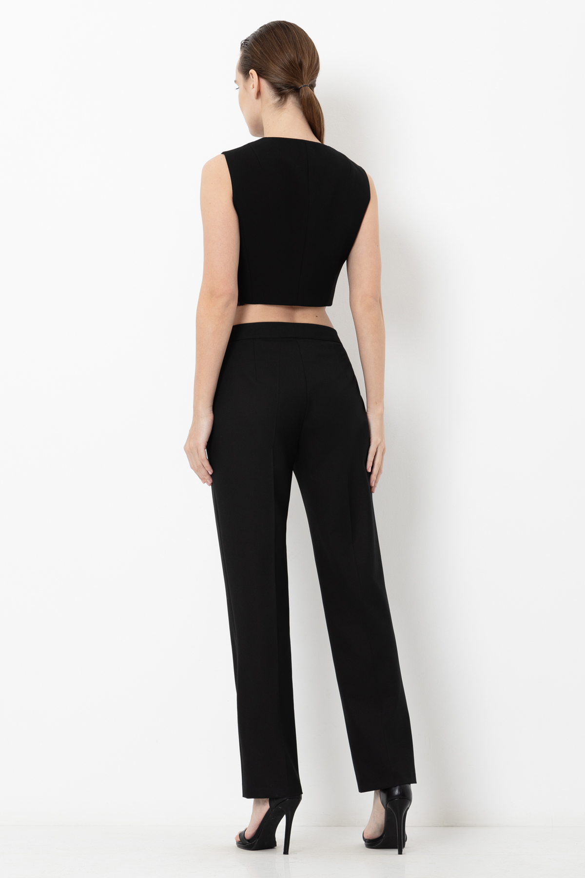 Брюки с контрастным поясом VASSA&Co, пол женский, цвет черный, фото №5