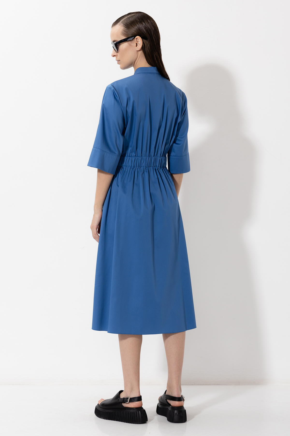Платье c воротником-стойкой VASSA&Co, пол женский, цвет синий, фото №4