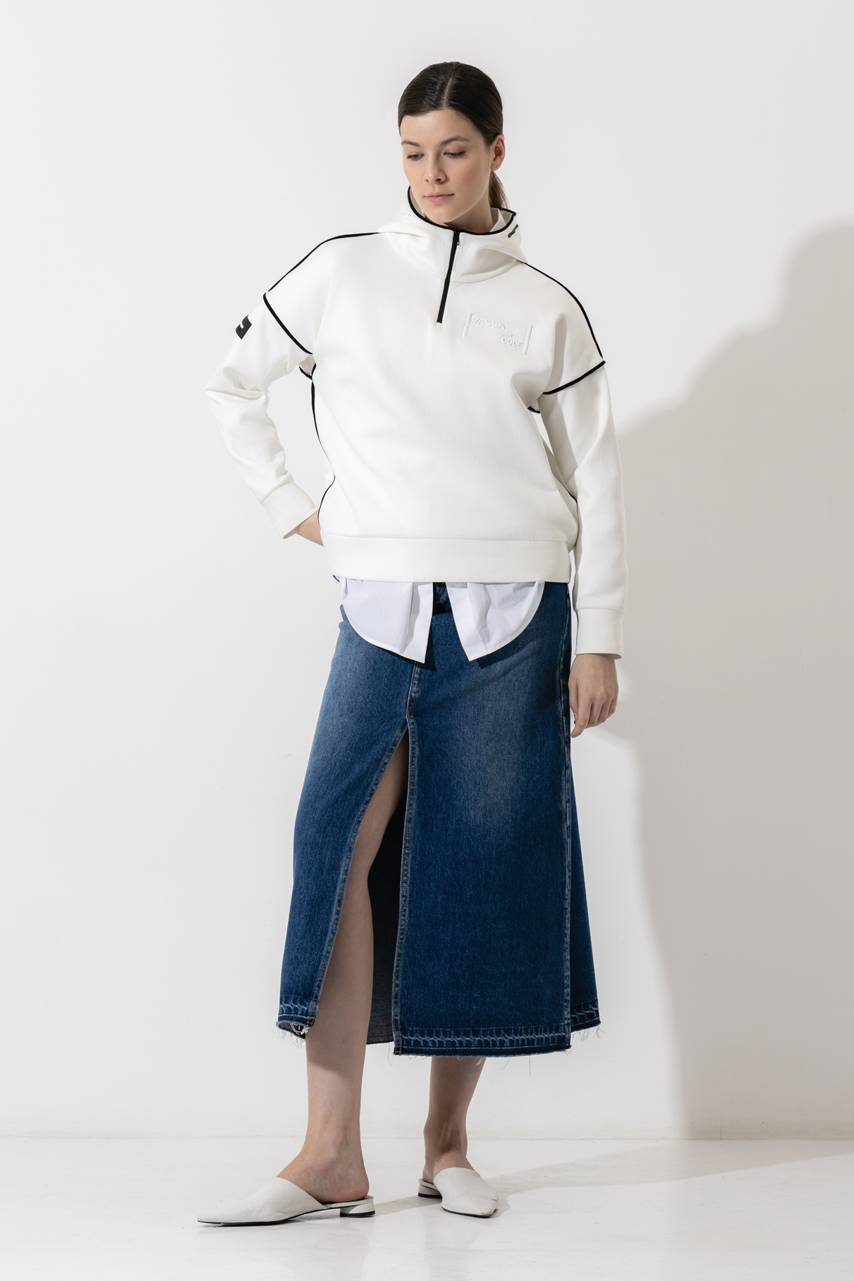 Свитшот с капюшоном , пол женский, цвет белый, фото №2