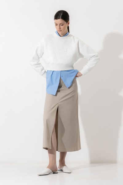 Укороченный свитшот VASSA CODE, пол женский, цвет белый, фото №2