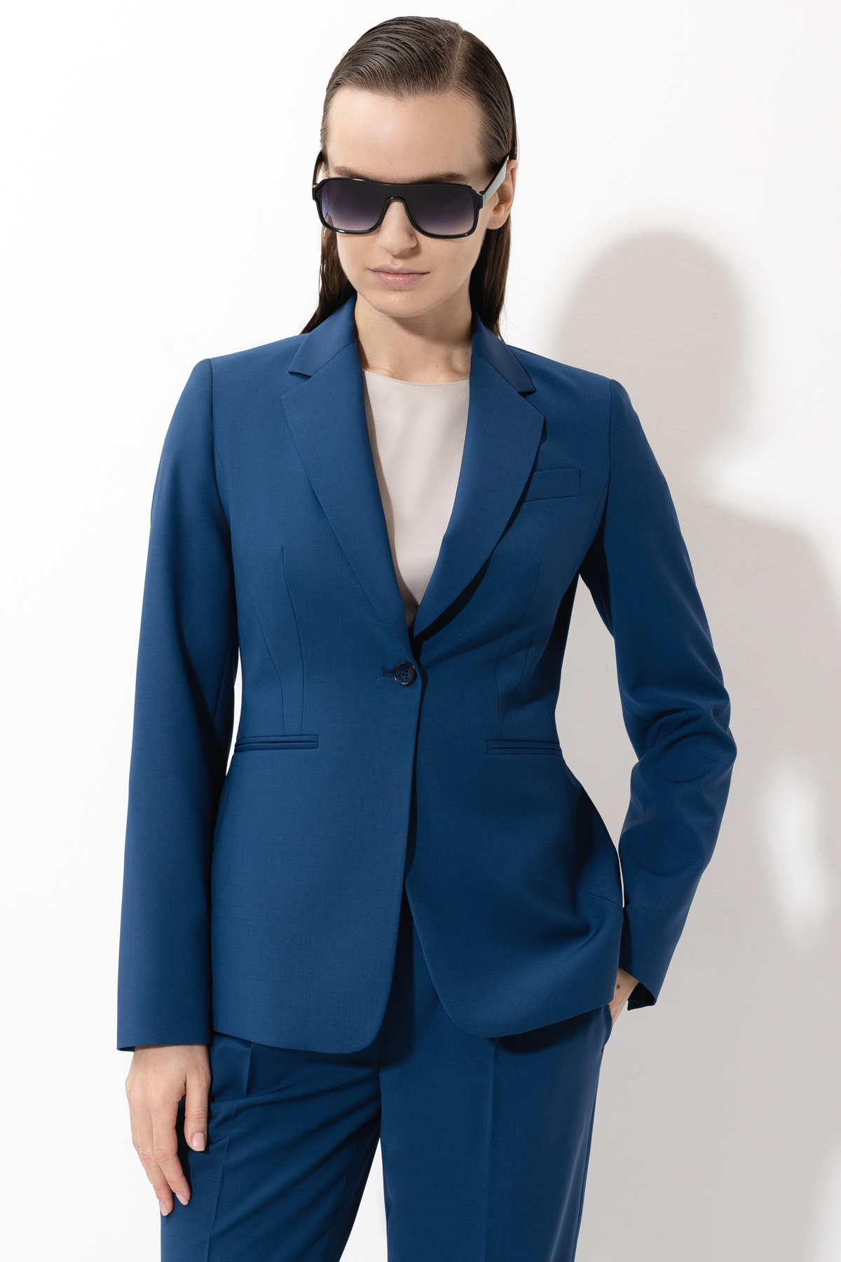 Однобортный жакет VASSA&Co, пол женский, цвет синий, фото №2