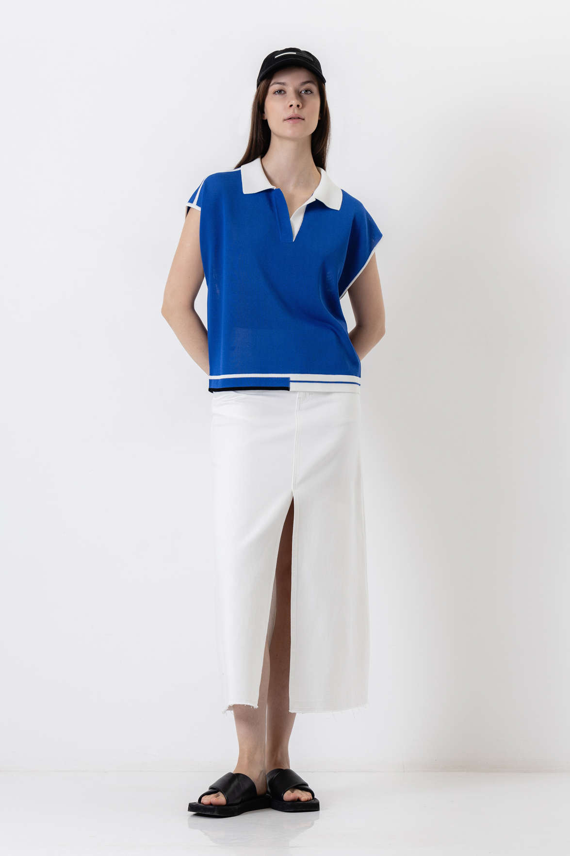 Джемпер , пол женский, цвет синий