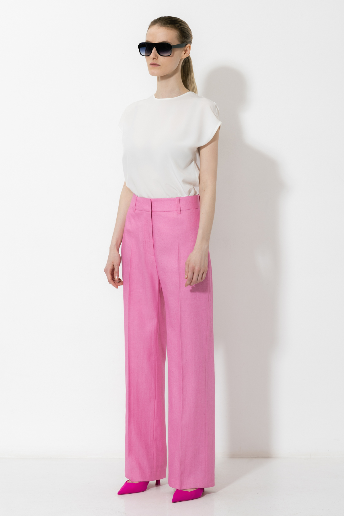 Брюки VASSA&Co, пол женский, цвет розовый