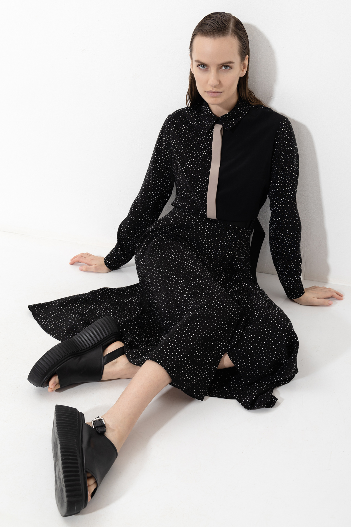 Платье-трансформер VASSA&Co, пол женский, цвет черный, фото №4