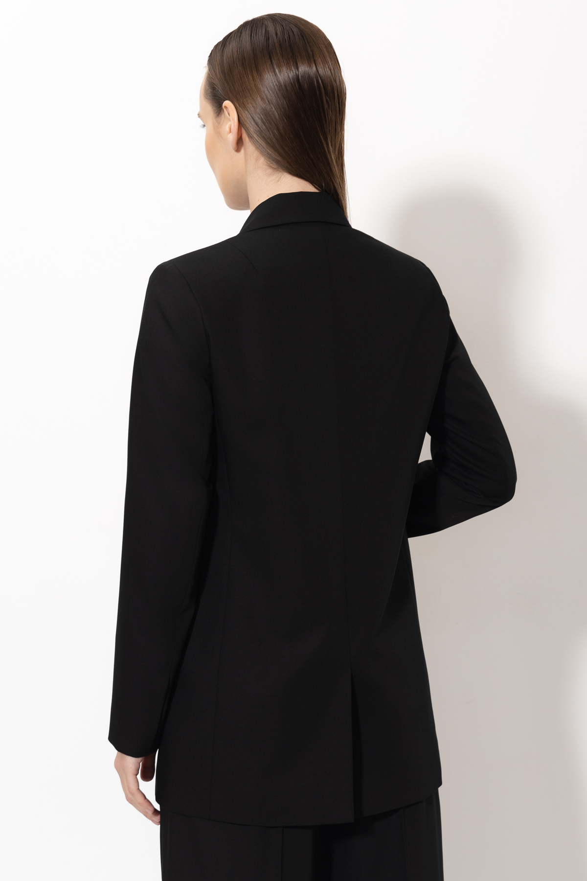 Жакет VASSA&Co, пол женский, цвет черный