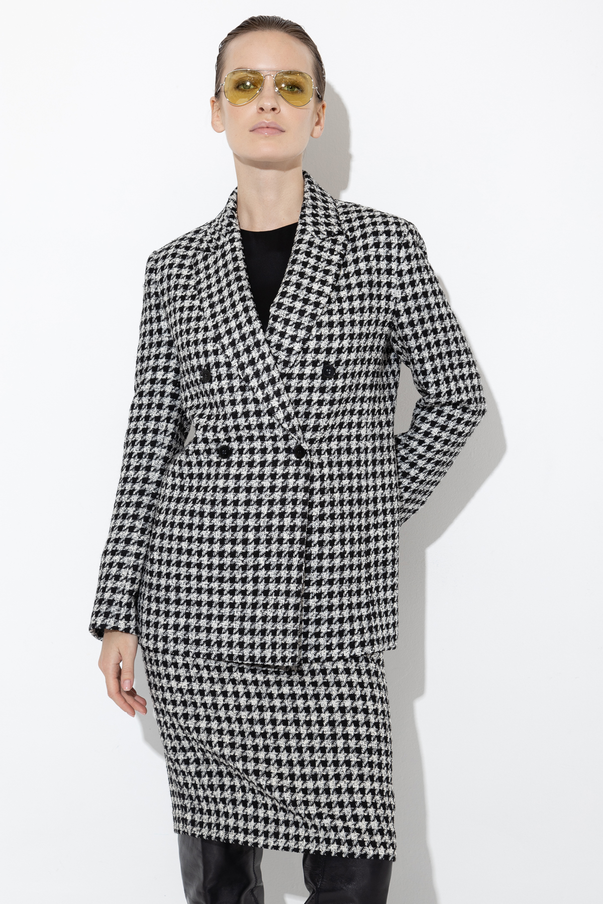 Двубортный жакет в гусиную лапку VASSA&Co, пол женский, цвет черный