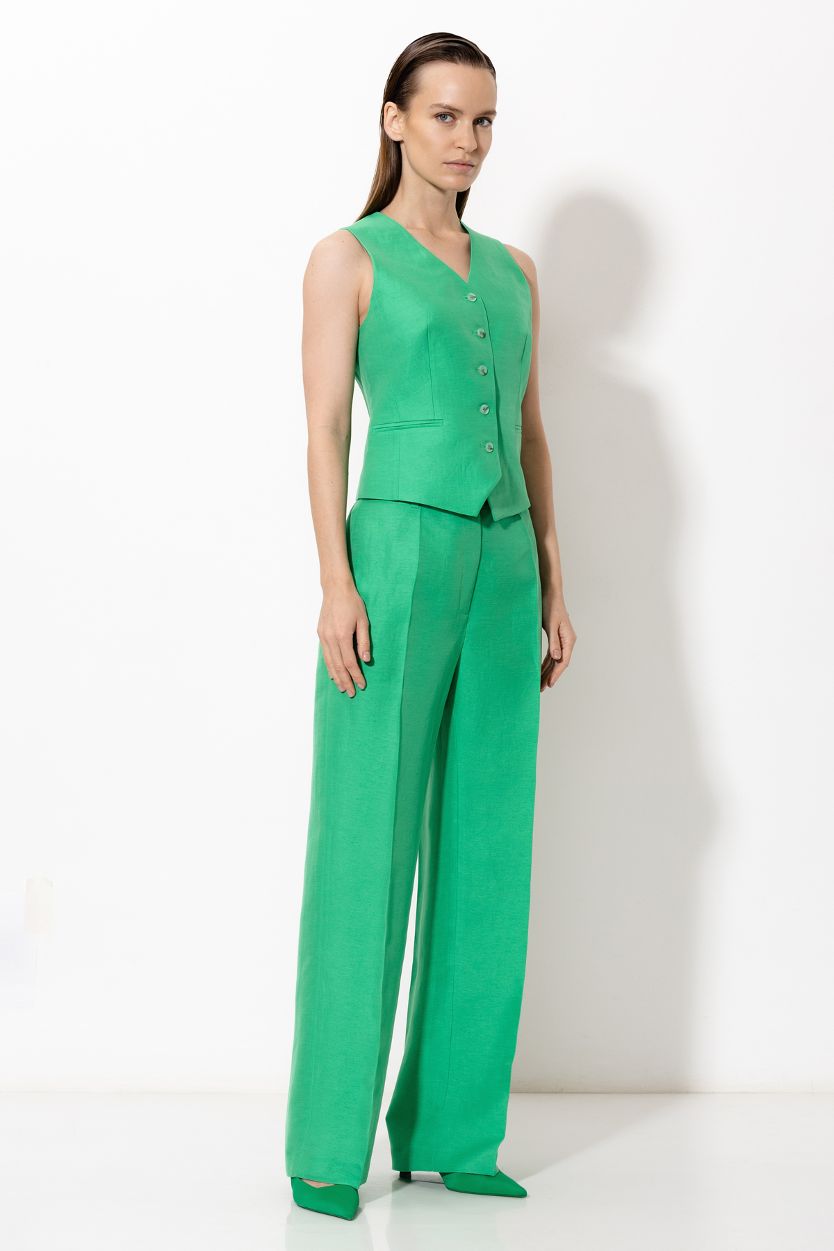 Жилет VASSA&Co, пол женский, цвет зеленый