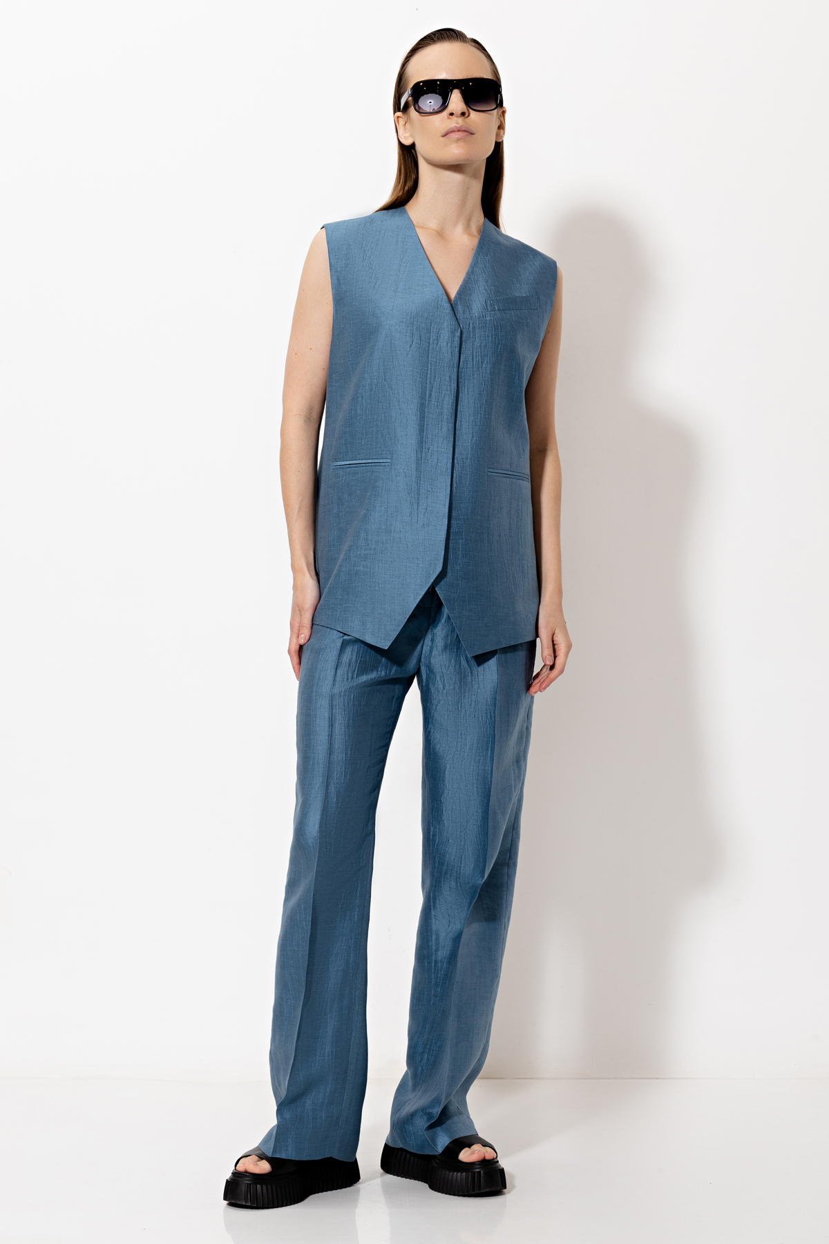 Жилет VASSA&Co, пол женский, цвет голубой