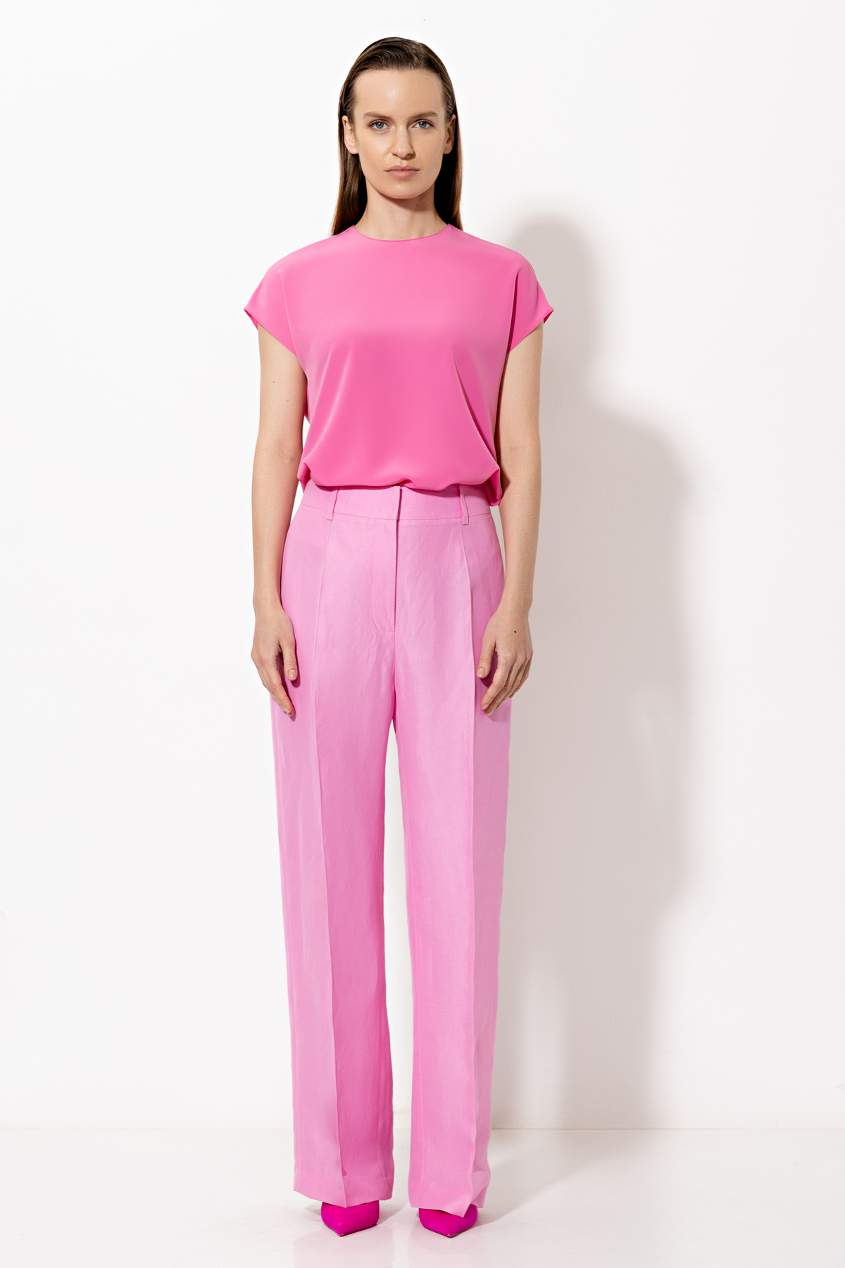 Trousers VASSA&Co, пол female, цвет Pink