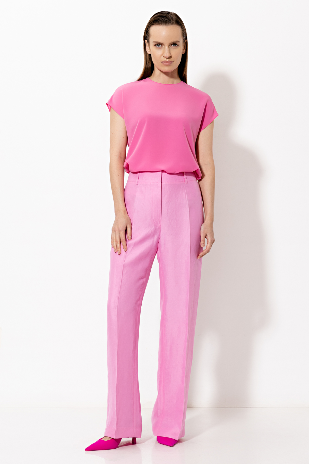 Trousers VASSA&Co, пол female, цвет Pink