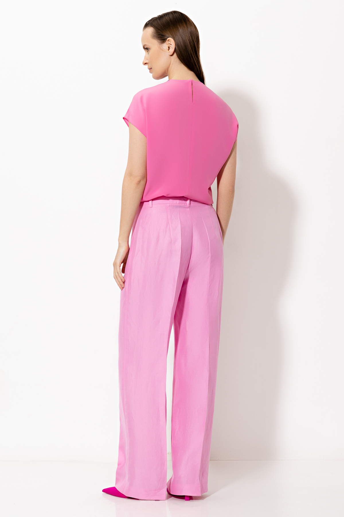 Trousers VASSA&Co, пол female, цвет Pink