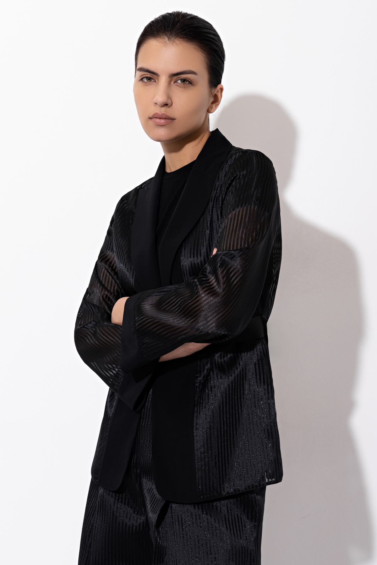 Жакет VASSA&Co, пол женский, цвет черный