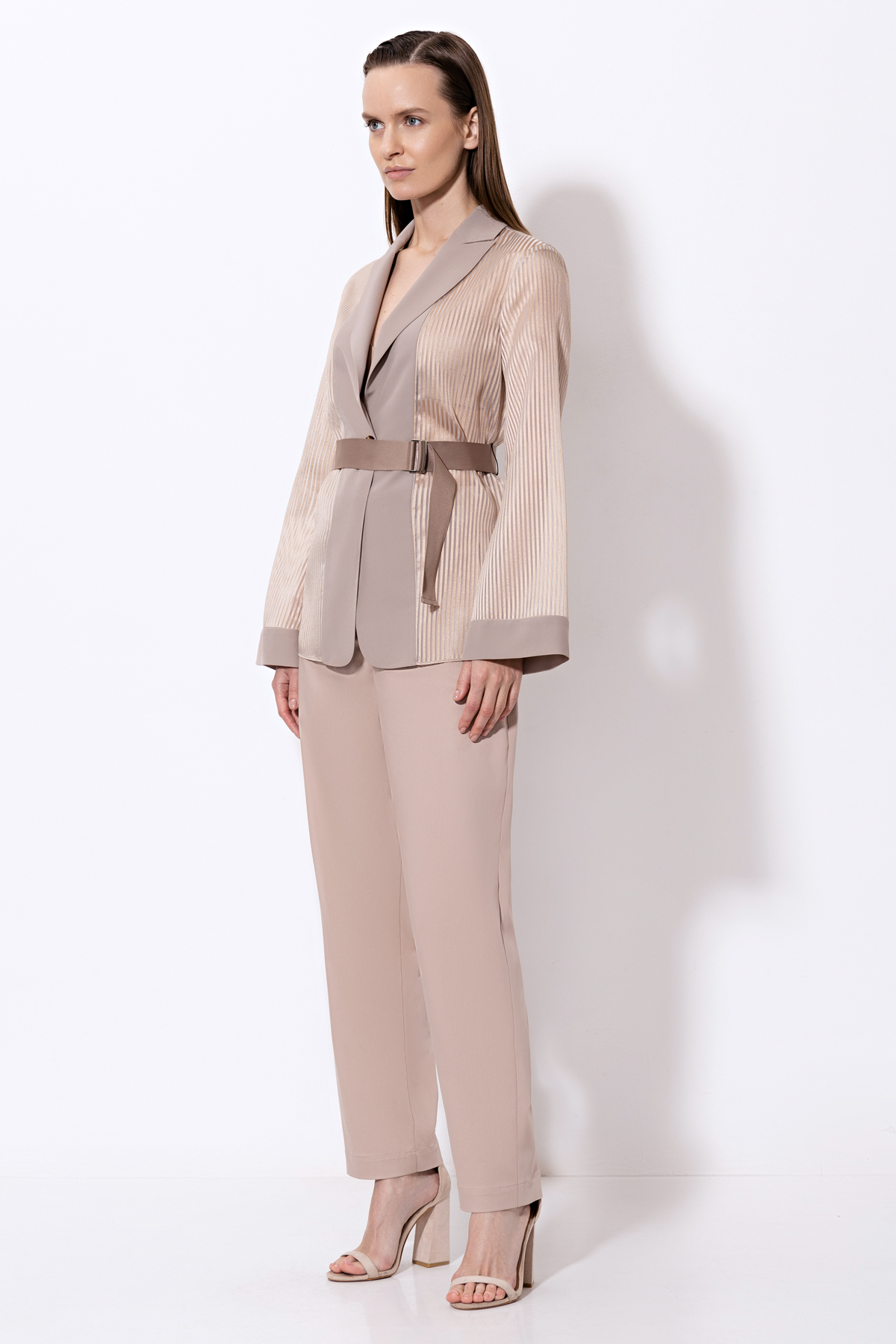 Жакет VASSA&Co, пол женский, цвет бежевый