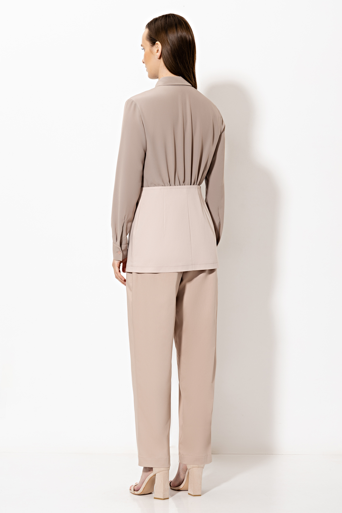 Blouse VASSA&Co, пол female, цвет бежевый