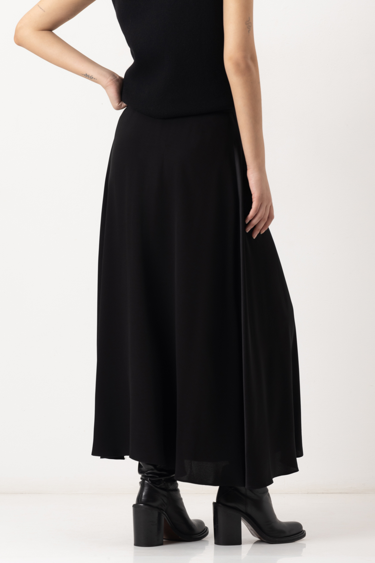 Юбка VASSA&Co, пол женский, цвет черный