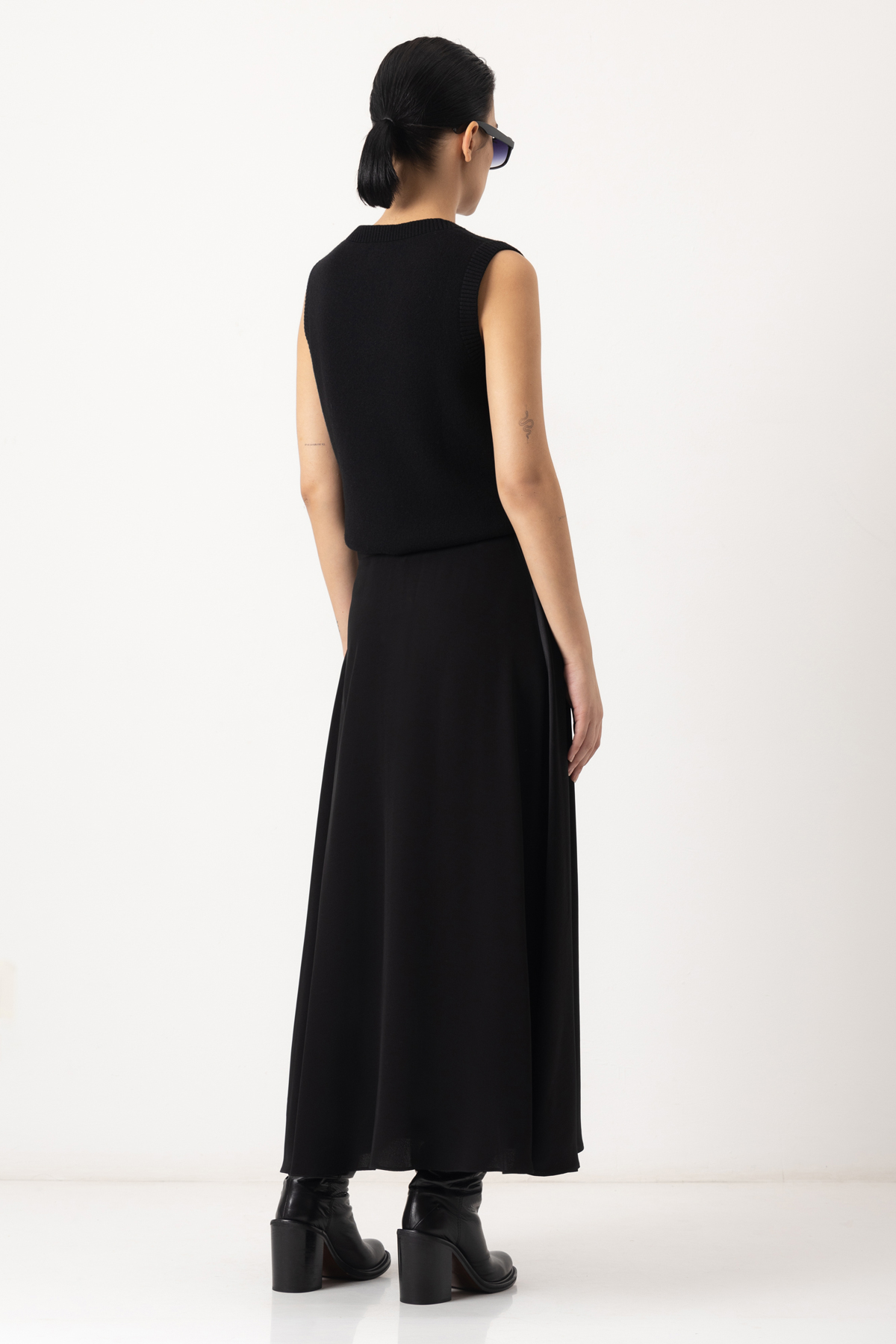 Юбка VASSA&Co, пол женский, цвет черный