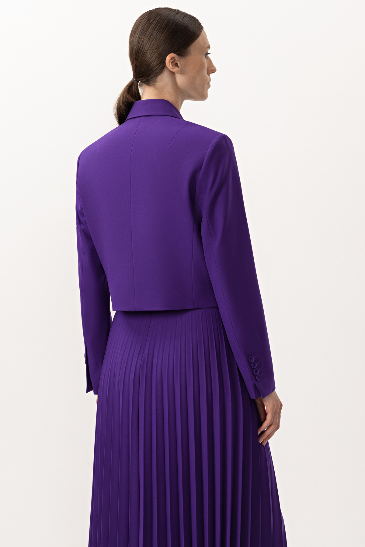 Укороченный жакет VASSA&Co, пол female, цвет violet