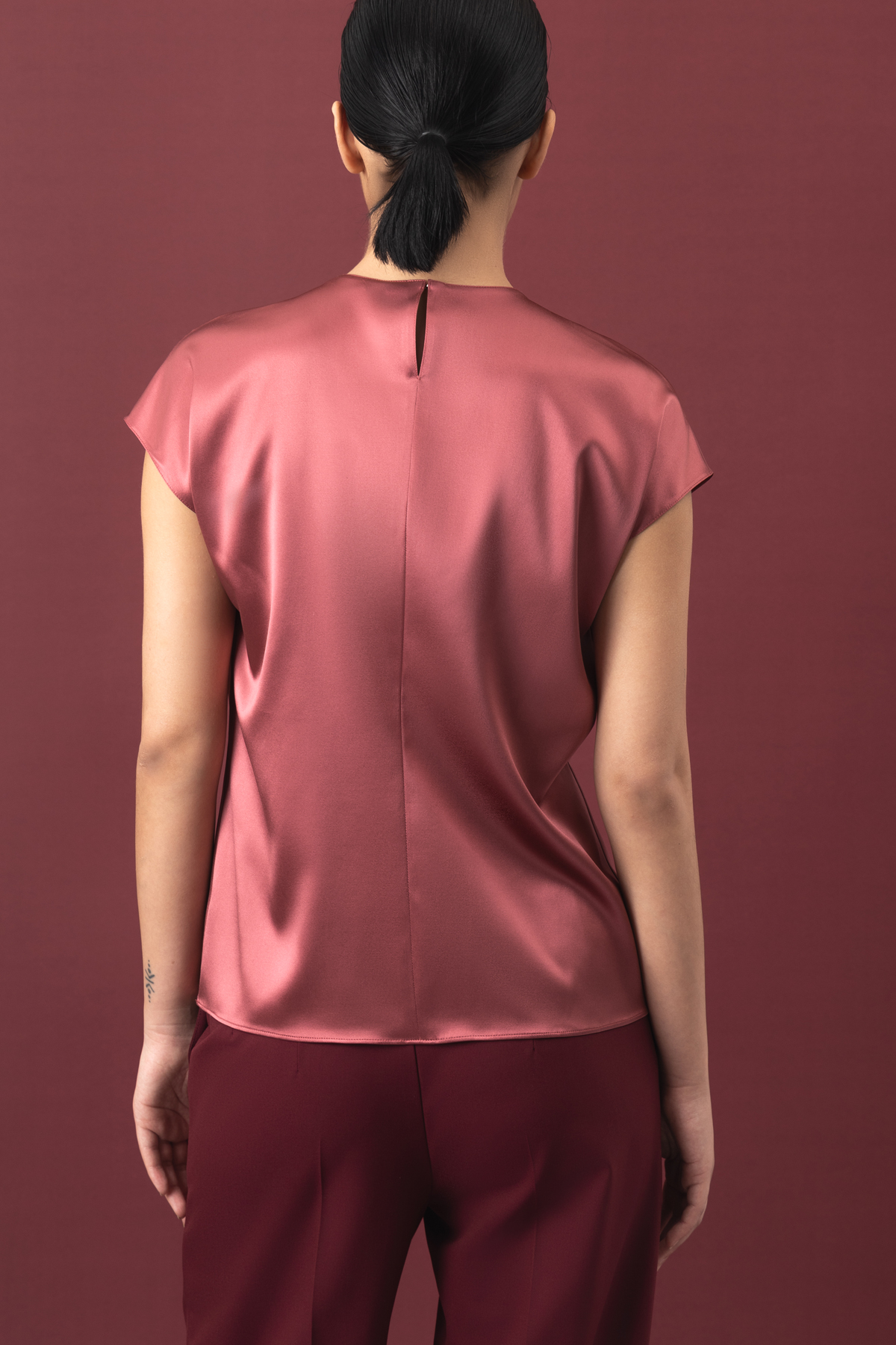 Блузка VASSA&Co, пол женский, цвет розовый