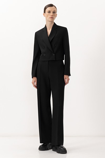 Укороченный жакет VASSA&Co, пол женский, цвет черный, фото №2