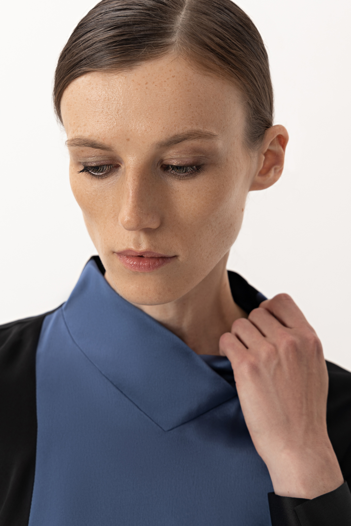 Платье VASSA&Co, пол женский, цвет синий