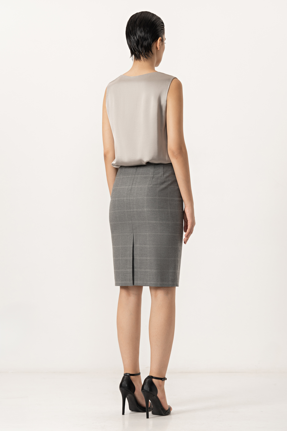 Юбка-карандаш VASSA&Co, пол женский, цвет серый