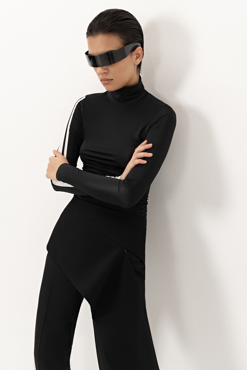 Асимметричный пояс VASSA&Co, пол женский, цвет черный, фото №5