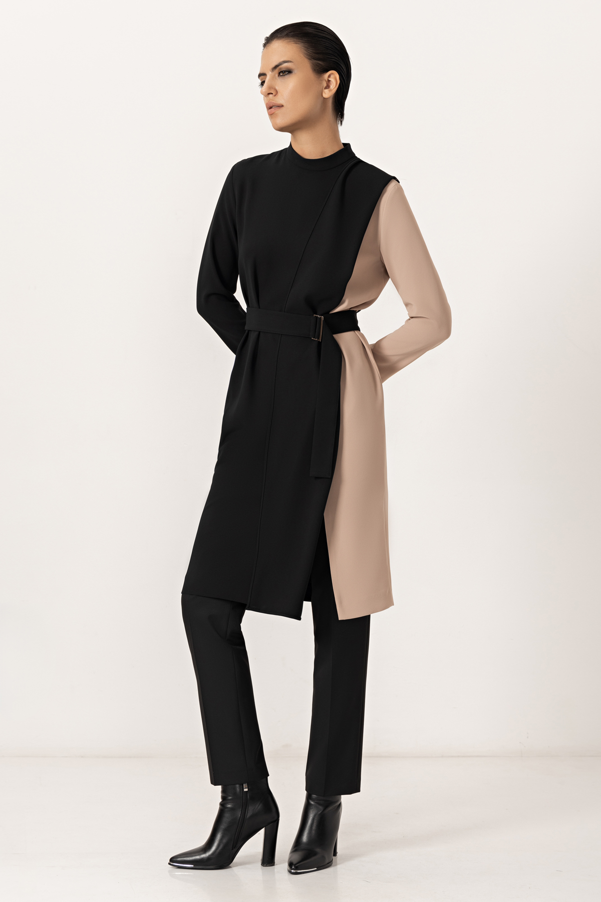 Платье с драпировкой VASSA&Co, пол женский, цвет черный