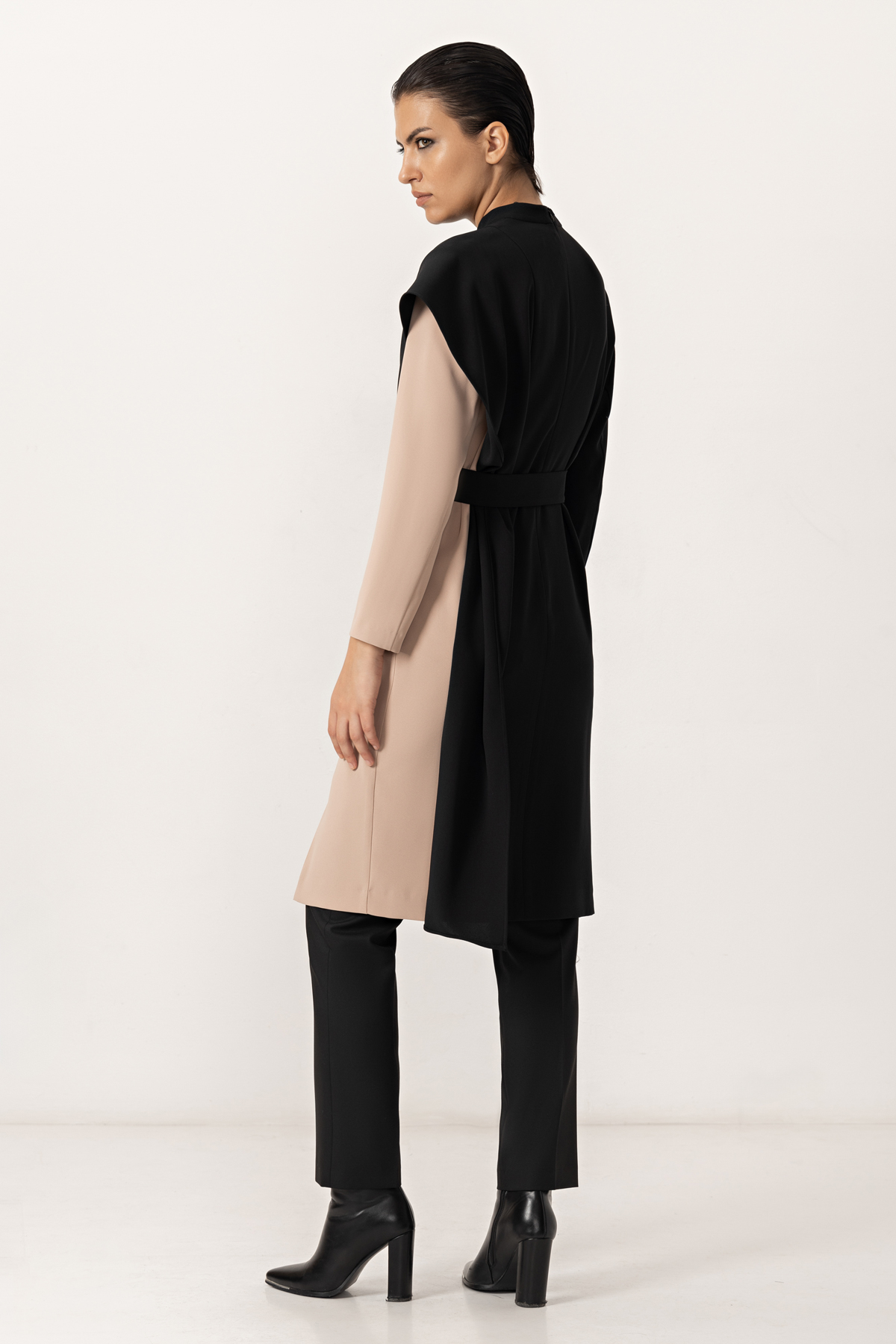 Платье с драпировкой VASSA&Co, пол женский, цвет черный