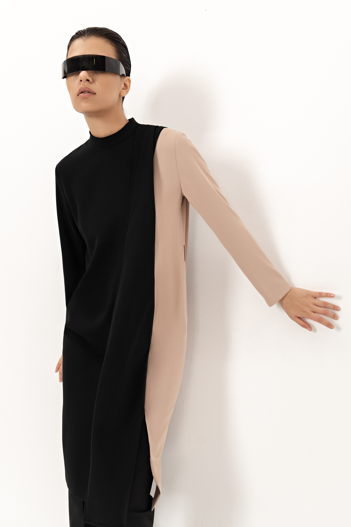 Платье с драпировкой VASSA&Co, пол женский, цвет черный