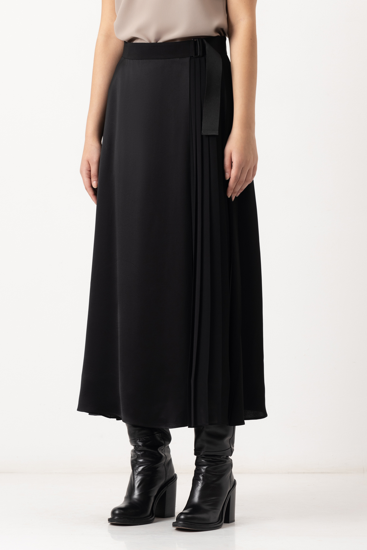 Юбка VASSA&Co, пол женский, цвет черный