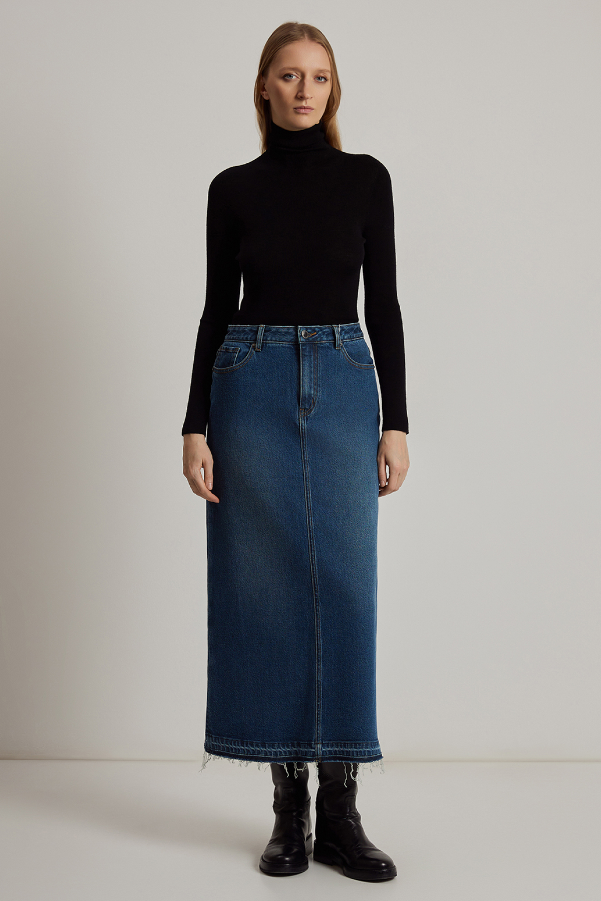 Skirt VASSA CODE, пол female, цвет синий