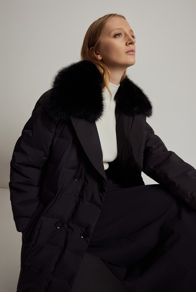 Пуховик со съемным воротником VASSA CODE, пол женский, цвет черный, фото №4