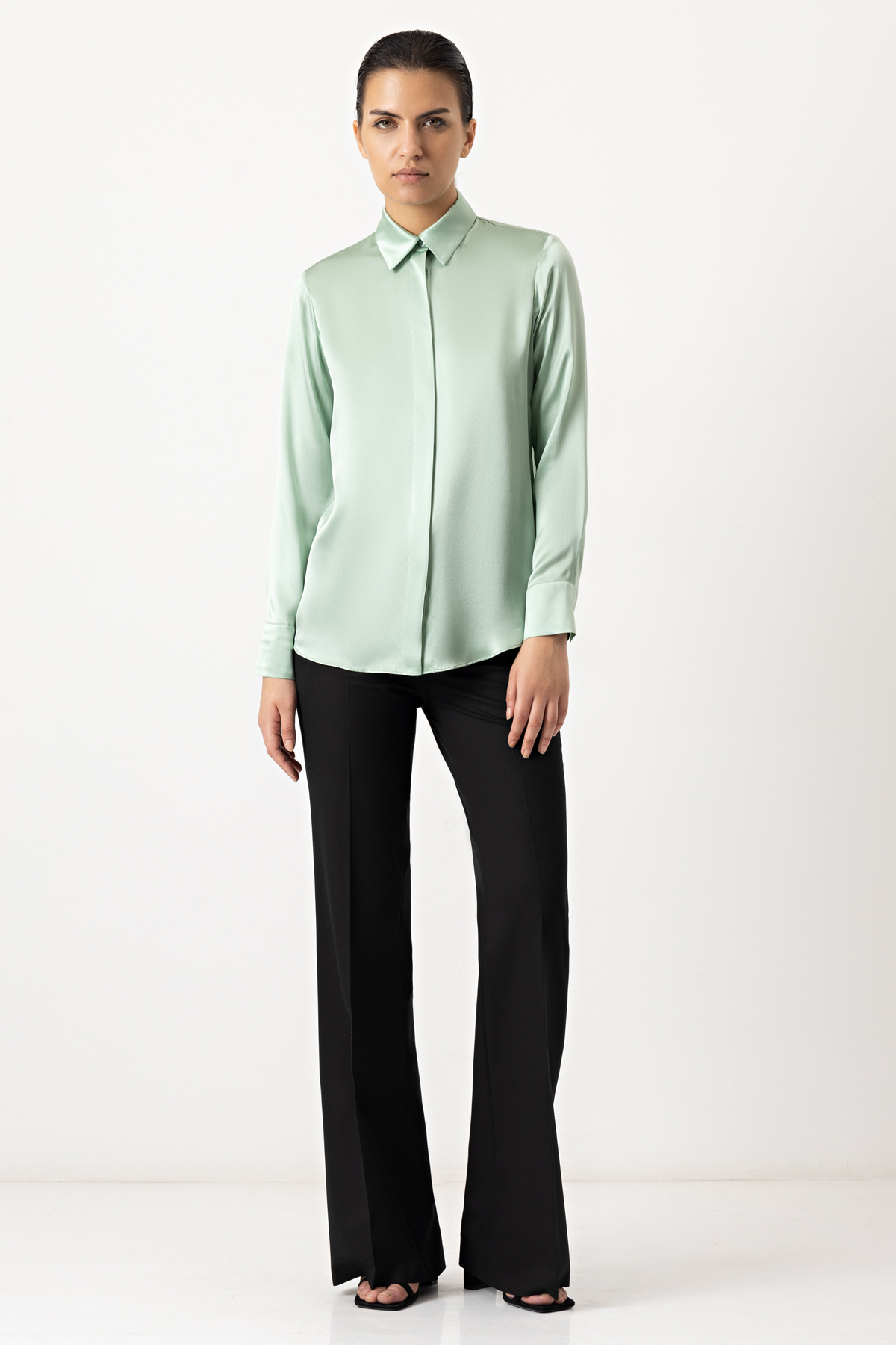 Blouse VASSA&Co, пол female, цвет Зеленый
