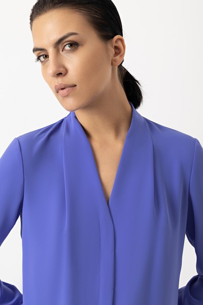 Блузка с драпированной горловиной VASSA&Co, пол женский, цвет синий, фото №3