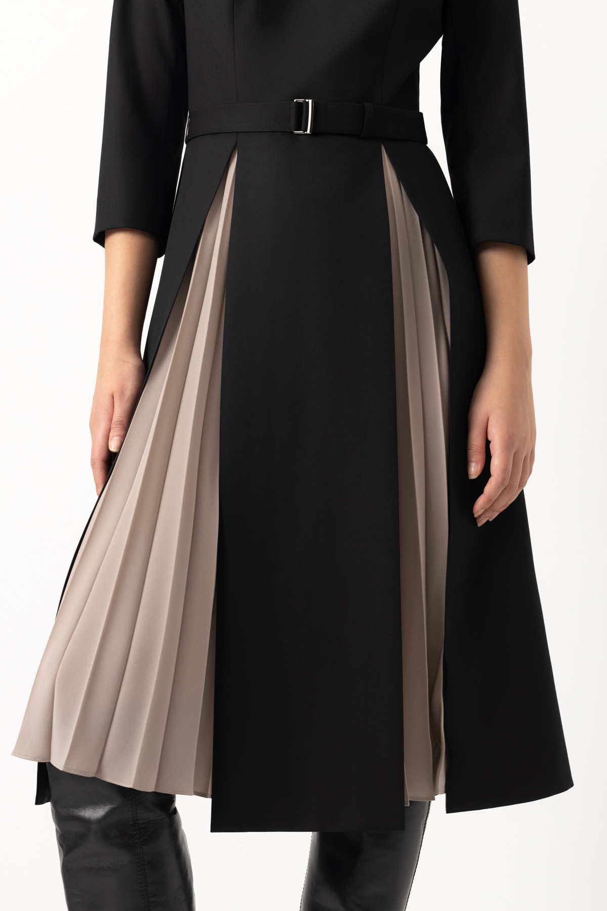 Dress VASSA&Co, пол female, цвет black