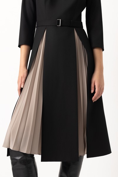 Платье с гофрированными деталями VASSA&Co, пол женский, цвет черный, фото №4