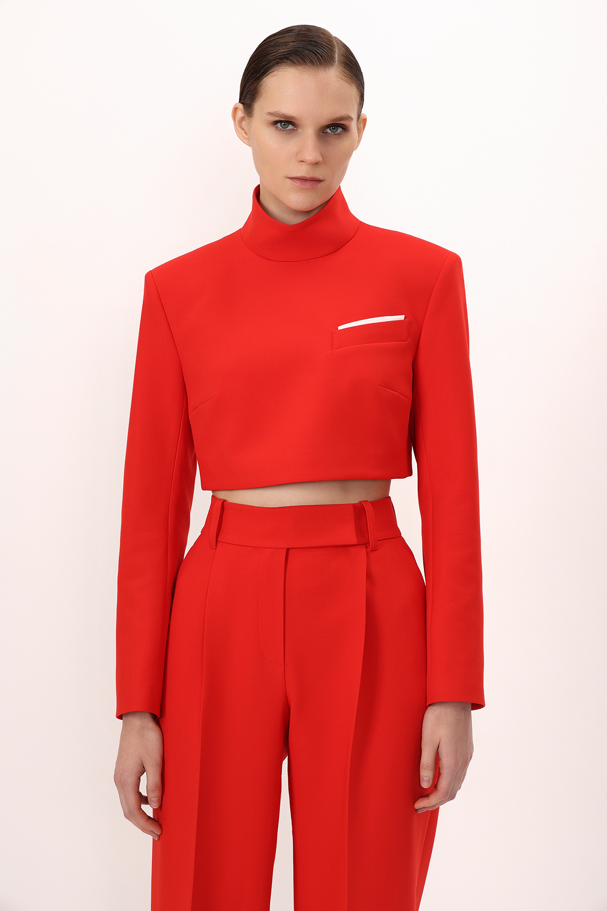 Кроп-жакет VASSA&Co, пол женский, цвет красный