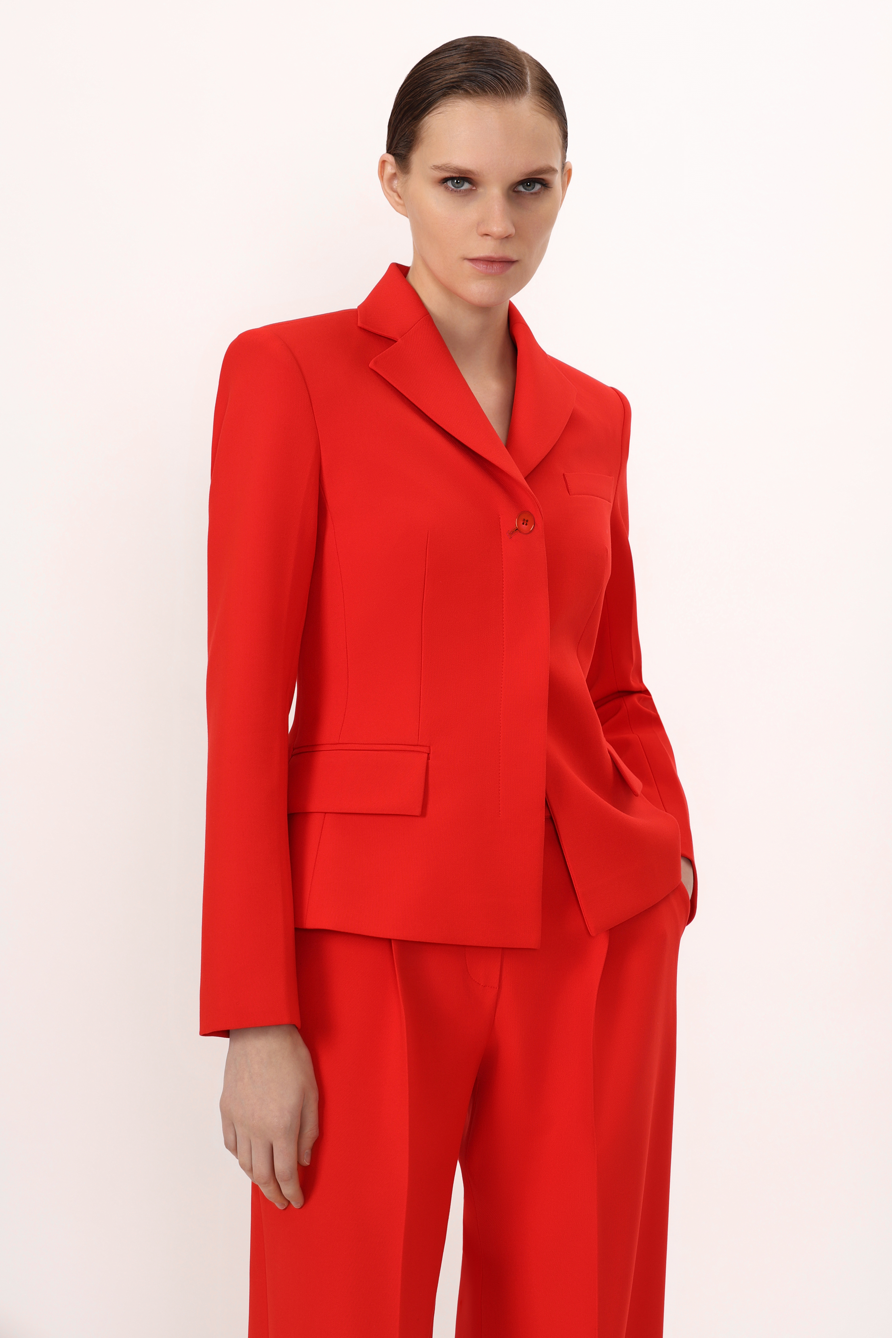 Жакет с супатной застежкой VASSA&Co, пол женский, цвет красный