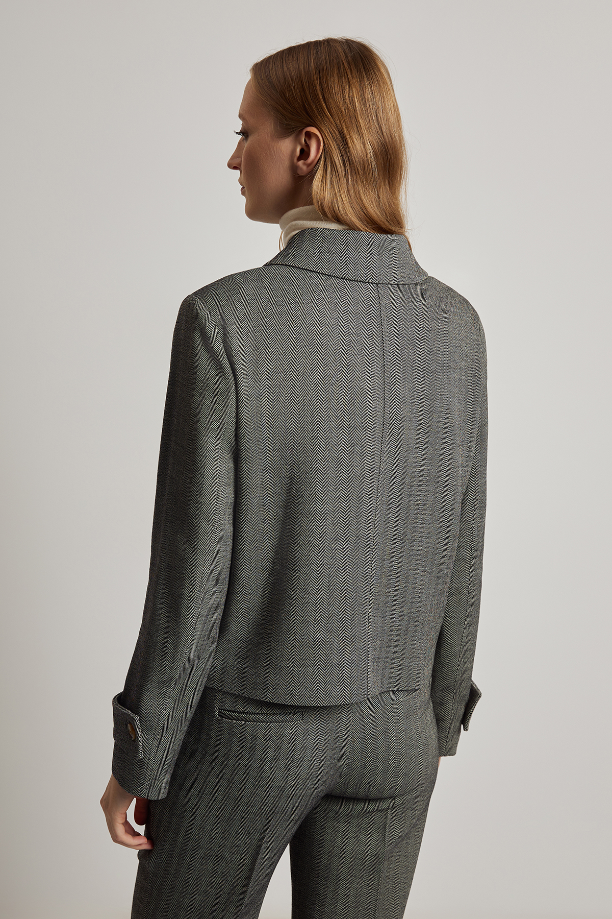 Жакет VASSA CODE, пол женский, цвет серый