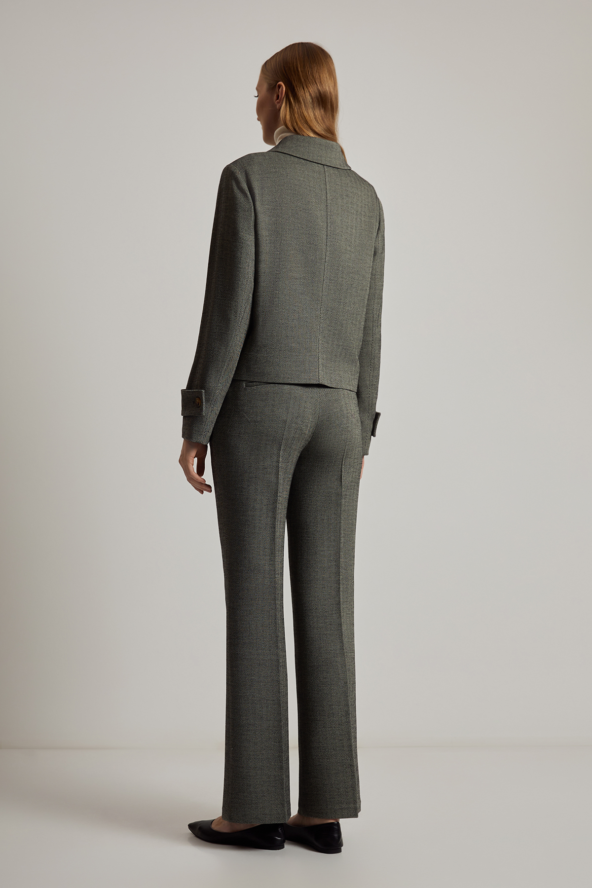 Брюки VASSA CODE, пол женский, цвет серый