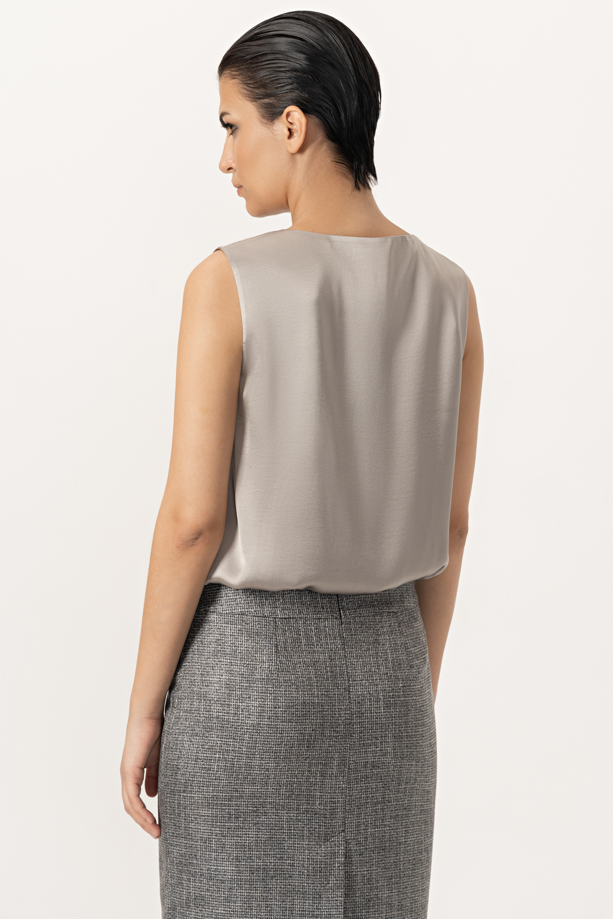 Топ VASSA&Co, пол female, цвет серый