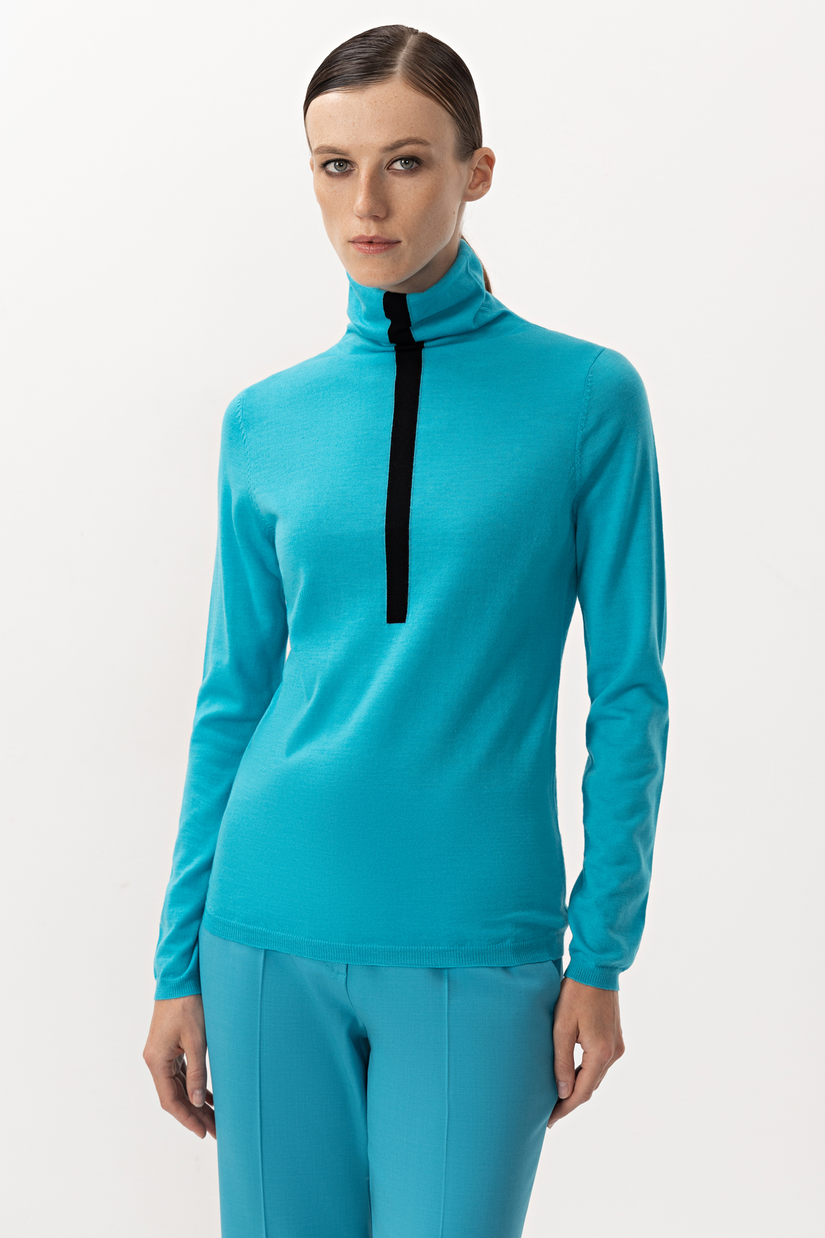 Водолазка из шерсти VASSA&Co, пол female, цвет голубой