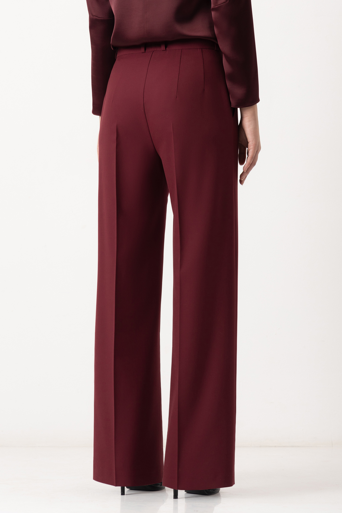 Брюки VASSA&Co, пол женский, цвет красный