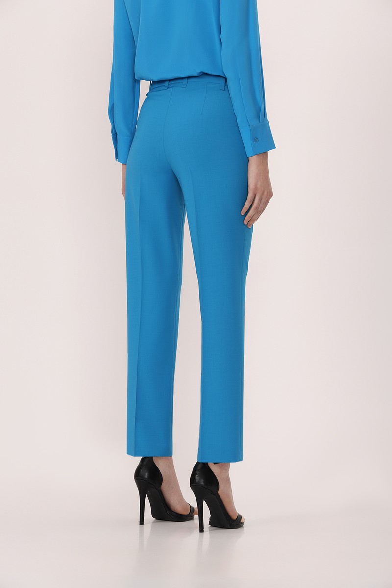 Trousers VASSA&Co, пол female, цвет голубой, фото №4