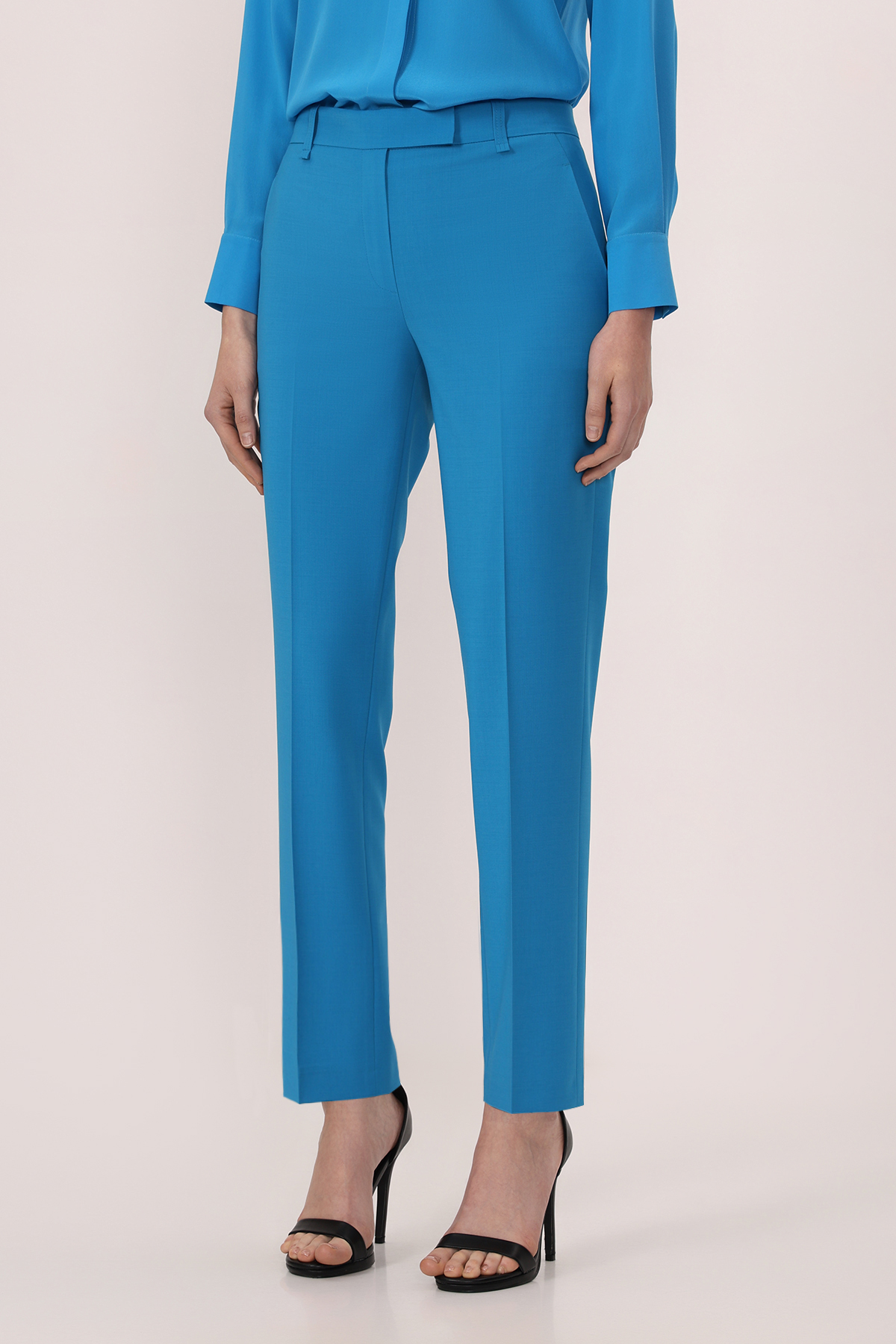 Trousers VASSA&Co, пол female, цвет голубой