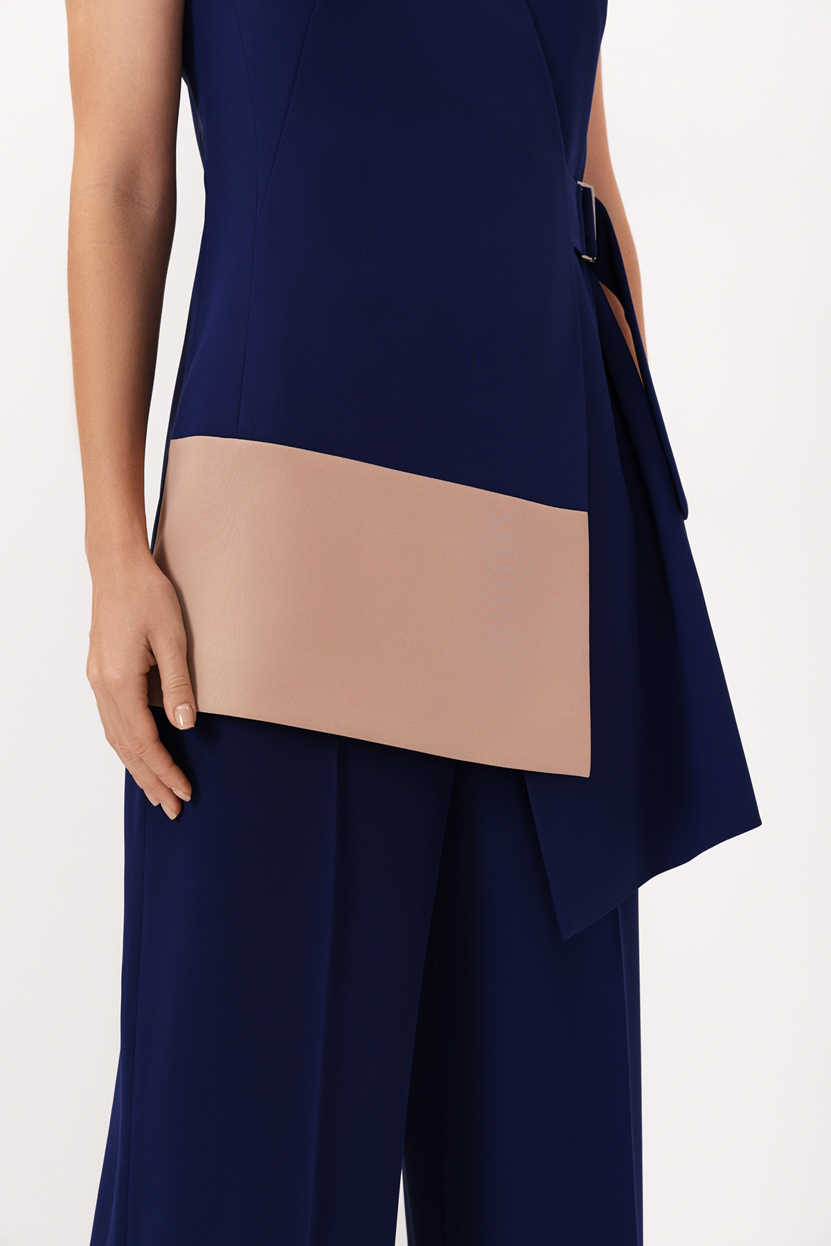 Асимметричный жилет VASSA&Co, пол женский, цвет синий