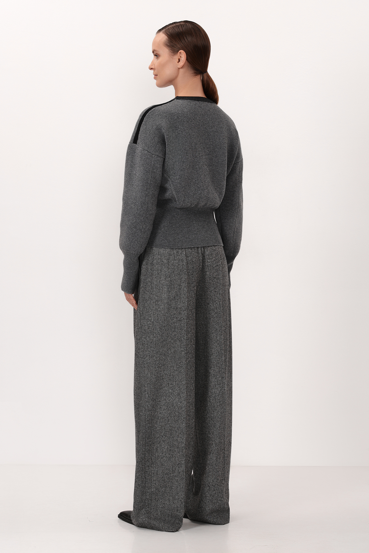 Pullover VASSA CODE, пол female, цвет серый