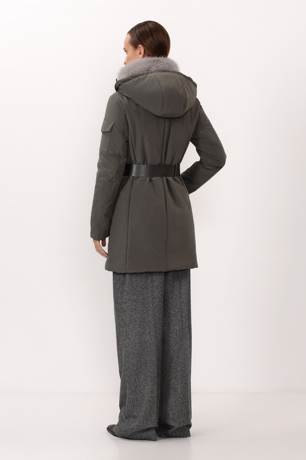 Утепленное пальто VASSA CODE, пол женский, цвет серый