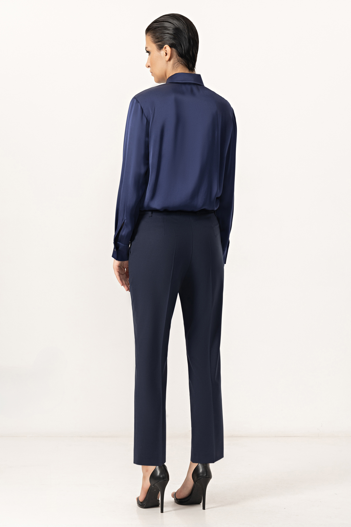 Брюки VASSA&Co, пол женский, цвет синий